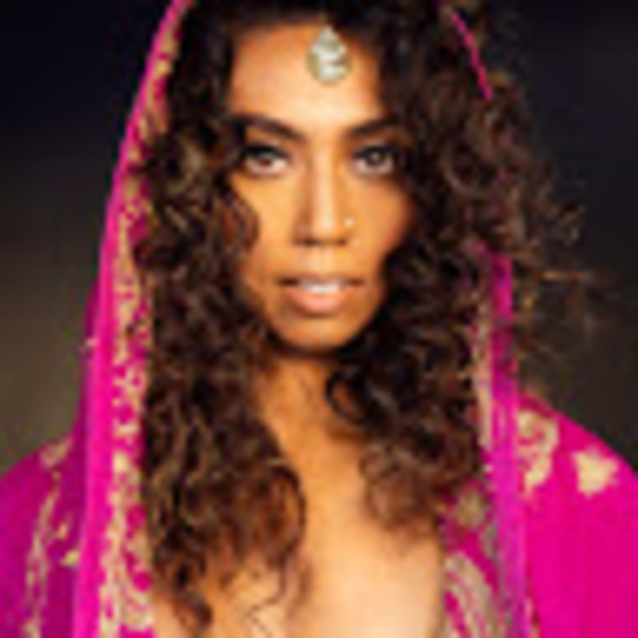 Meet your Posher, Shannon - Picture 1 of 1